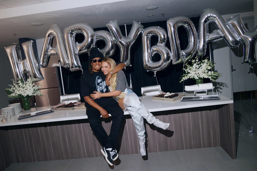 Jay-Z Celebrates Beyoncé’s 42nd Birthday With Family Vacation On Private Island