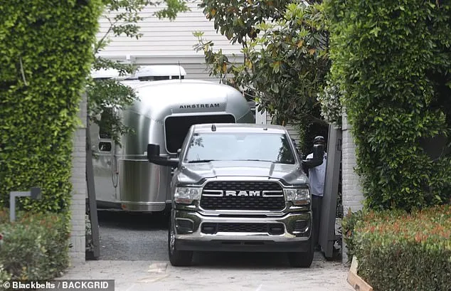 The massive recreational vehicle appears ready for a family vacation, as it is spacious enough to accommodate Ben's three children with ex Jennifer Garner, along with JLo's twins